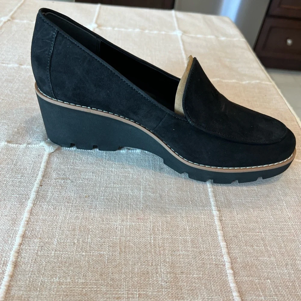 NWT Vionic black suede Ava wedge heel. Never worn. - Picture 6 of 7